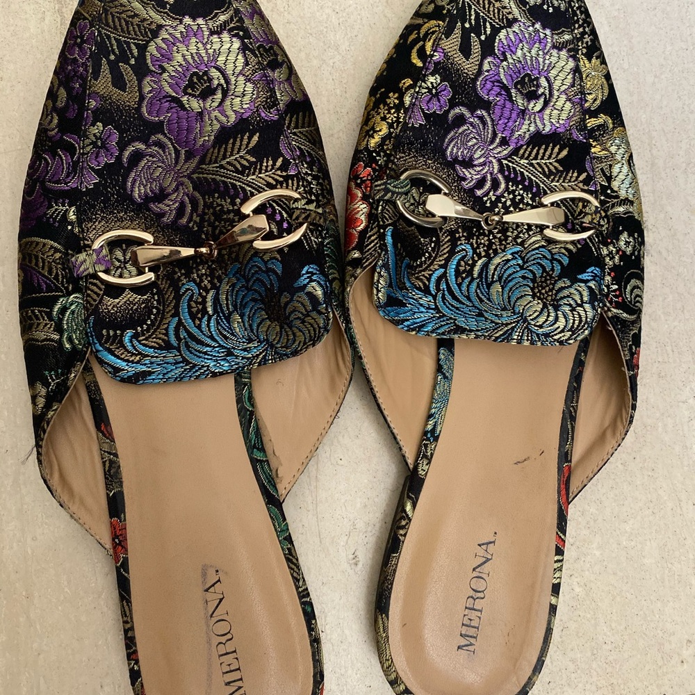 Merona slip on shoes